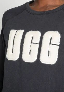 Ugg Madeline Fuzzy Logo Crewneck - Sweater - Black / Cream -Ugg Verkoopwinkel e71533e472c6425c97d4eb251e54df45