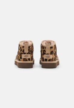 Ugg Classic Ultra Mini Spotty - Snowboots- Natural -Ugg Verkoopwinkel f085a88870f3425ab9fe436df0e823a1
